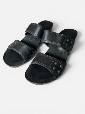 Women's Black Double-Strap Slide Sandals with Stud Accents